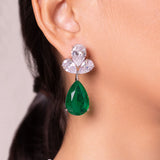 طقم قلادة أندي دوبليت باللون الأخضر الزمردي