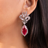 أقراط جوليا روبي الحمراء المتدلية