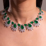 Lara Emerald Green Necklace Set